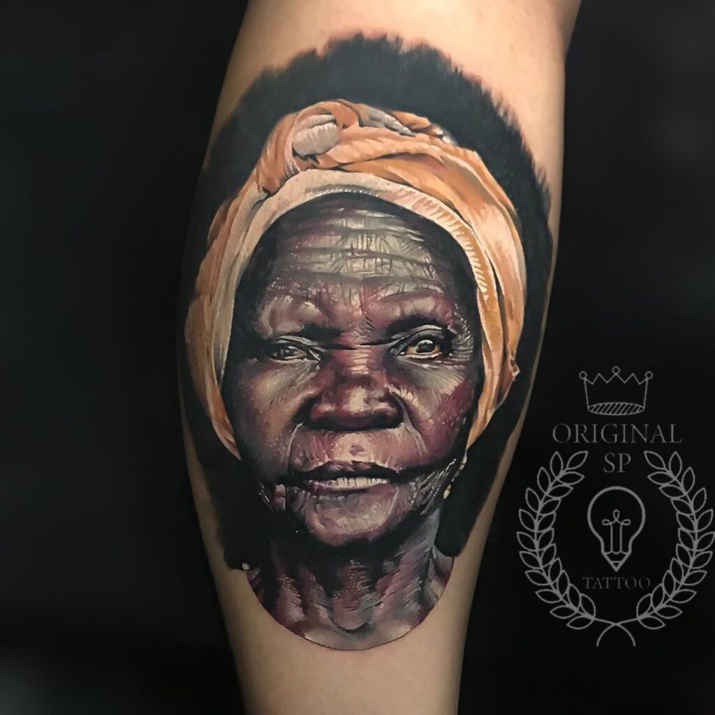 Tatuagem por Tuzinho Tattoo (Taboão da Serra - SP)