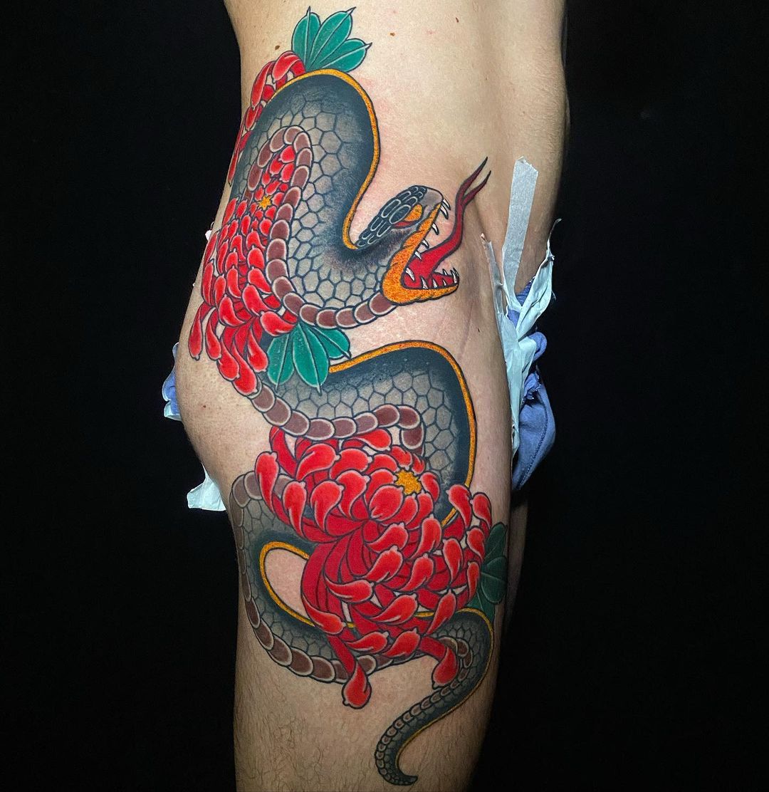 Tatuagem de Serpente por Marcos Sousa (Belo Horizonte)